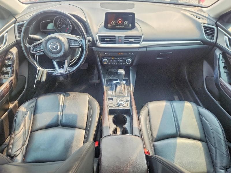 2017 MAZDA 3 TOURING 8
