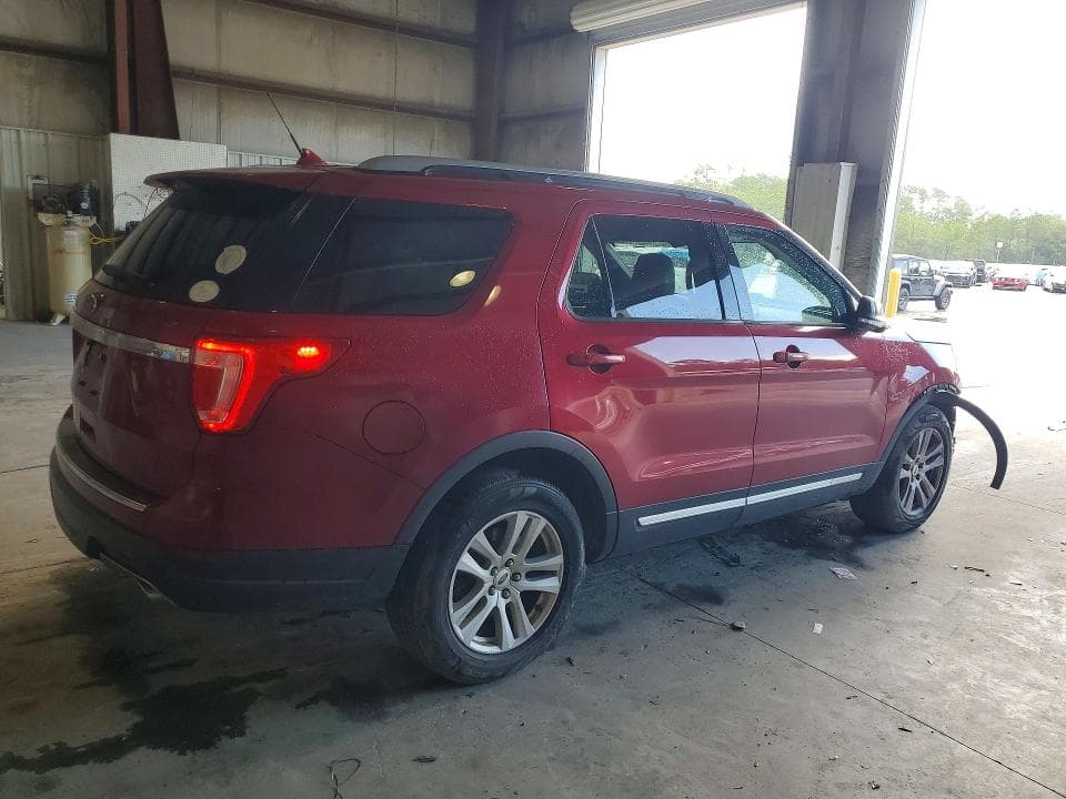 2018 FORD EXPLORER XLT 3