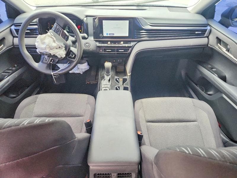 2025 TOYOTA CAMRY LE 8