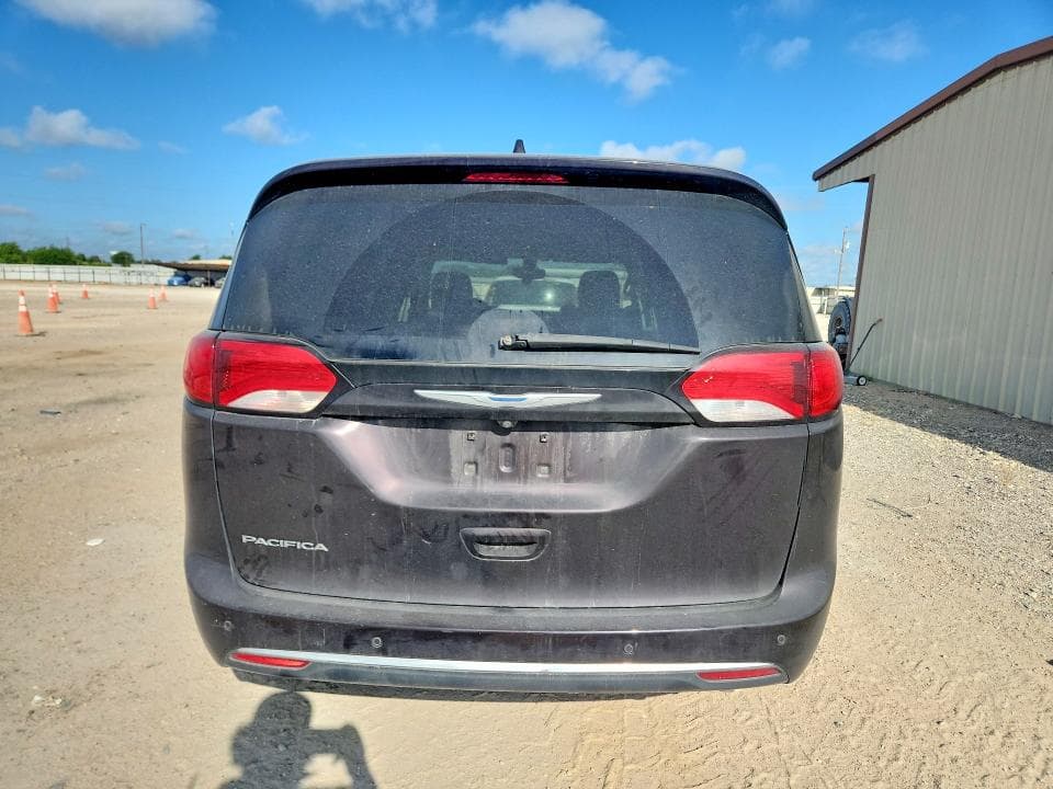 2017 CHRYSLER PACIFICA TOURING L PLUS 6