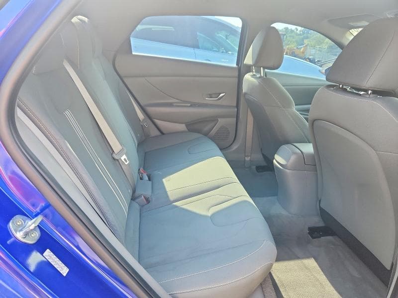 2023 HYUNDAI ELANTRA SEL 10