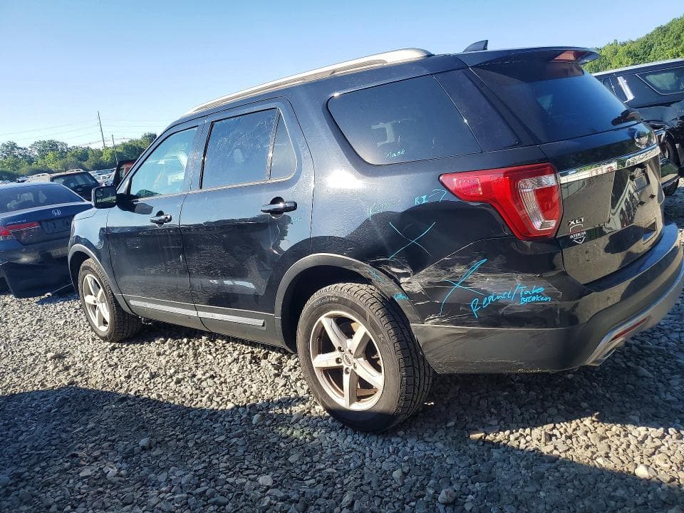 2017 FORD EXPLORER XLT 2