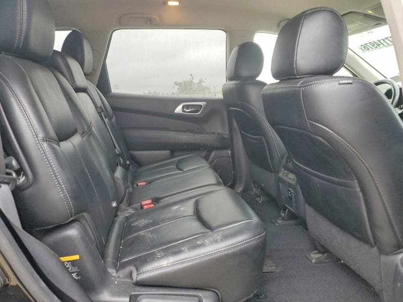 2017 NISSAN PATHFINDER SL 11