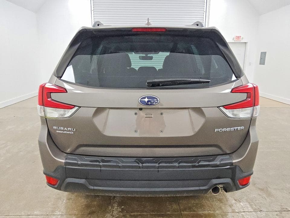 2023 SUBARU FORESTER LIMITED 6