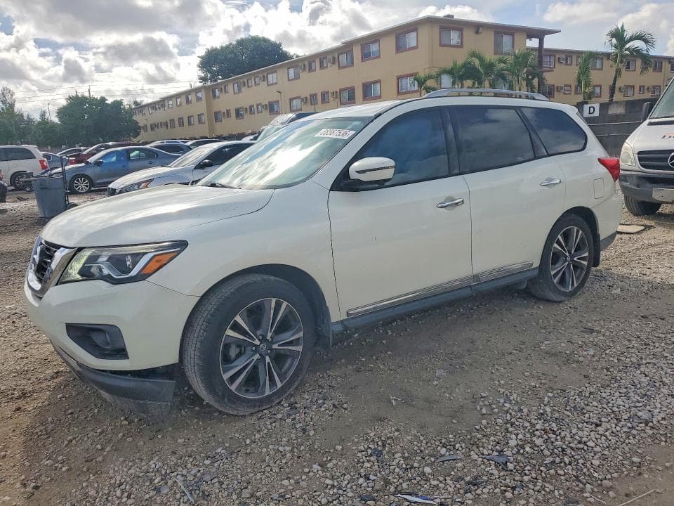 2019 NISSAN PATHFINDER PLATINUM - 1