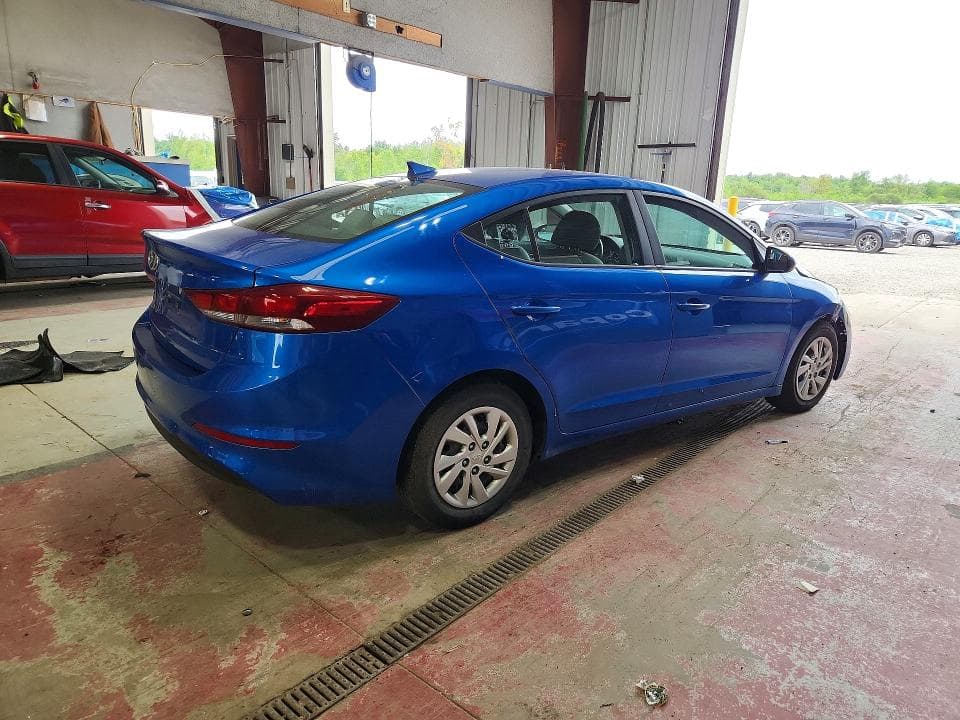 2017 HYUNDAI ELANTRA SE 3