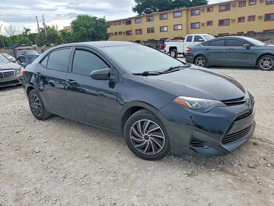 2019 TOYOTA COROLLA LE 4