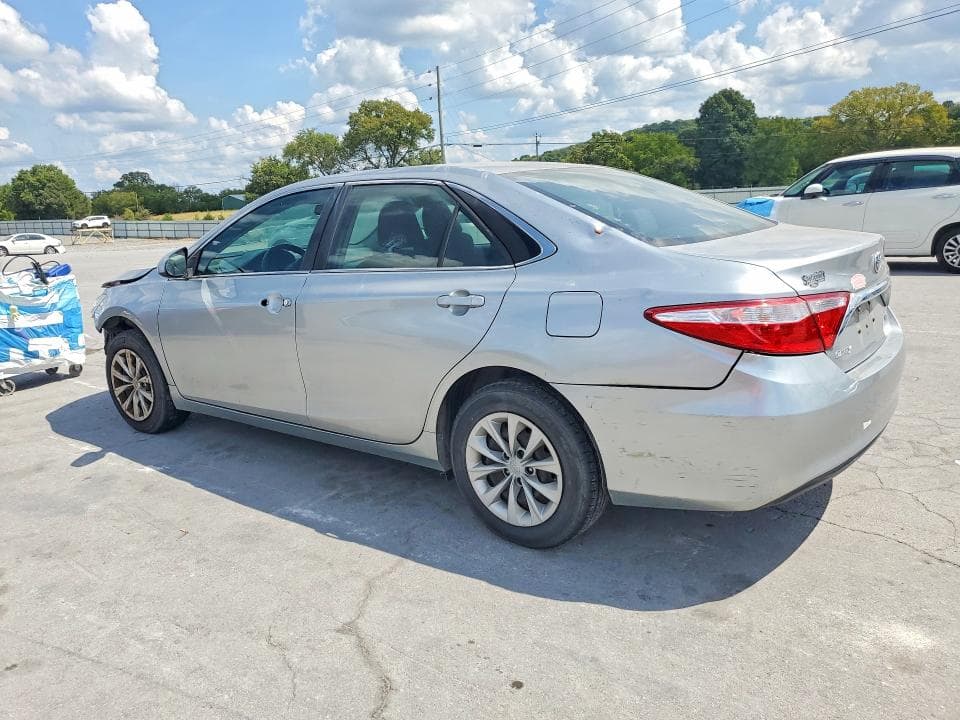 2017 TOYOTA CAMRY LE 2