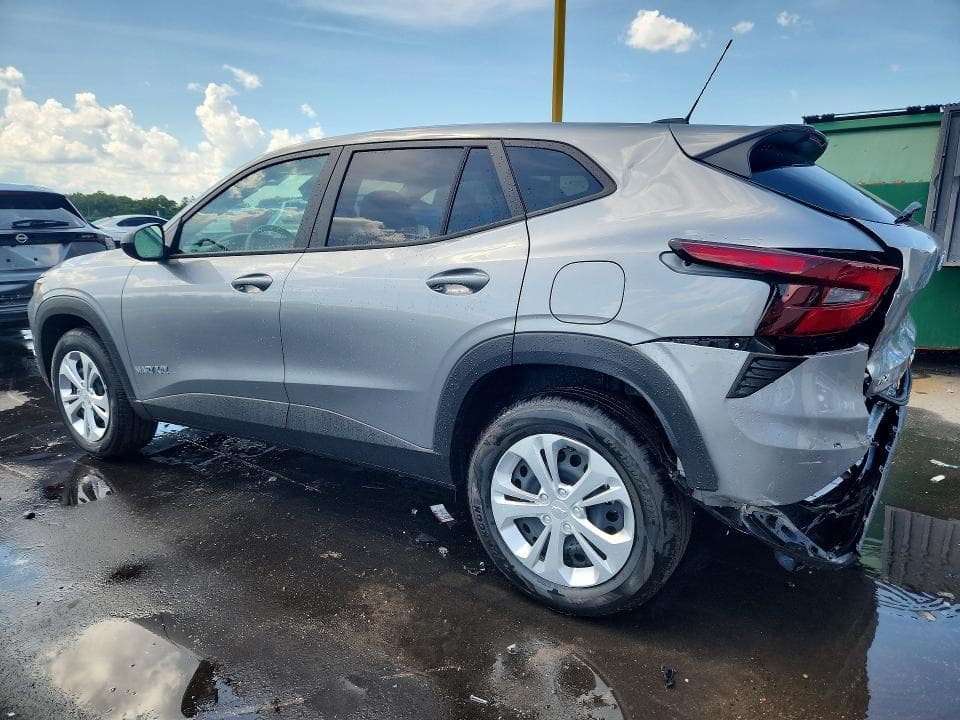 2026 CHEVROLET TRAX LS 2