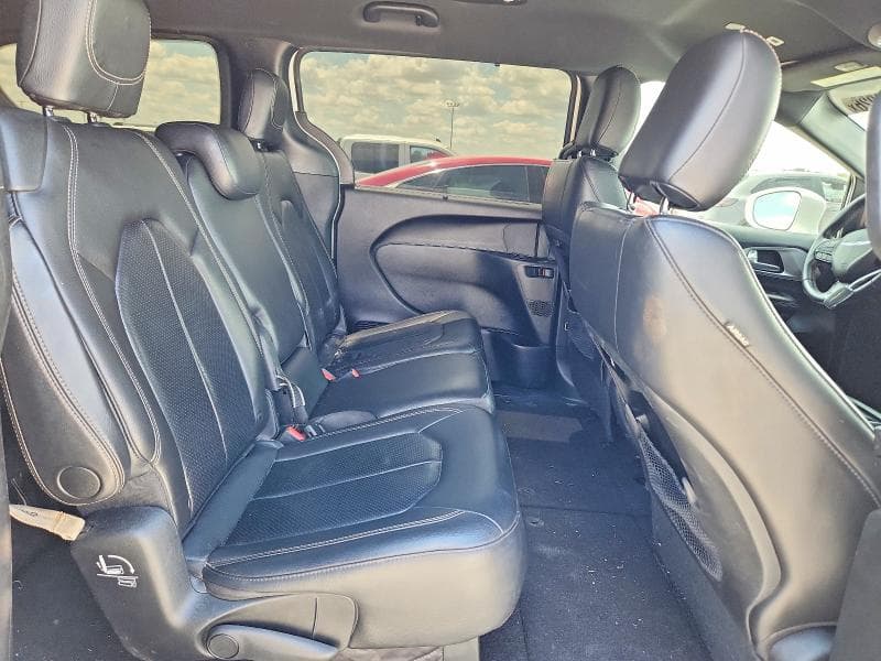 2018 CHRYSLER PACIFICA TOURING L 11