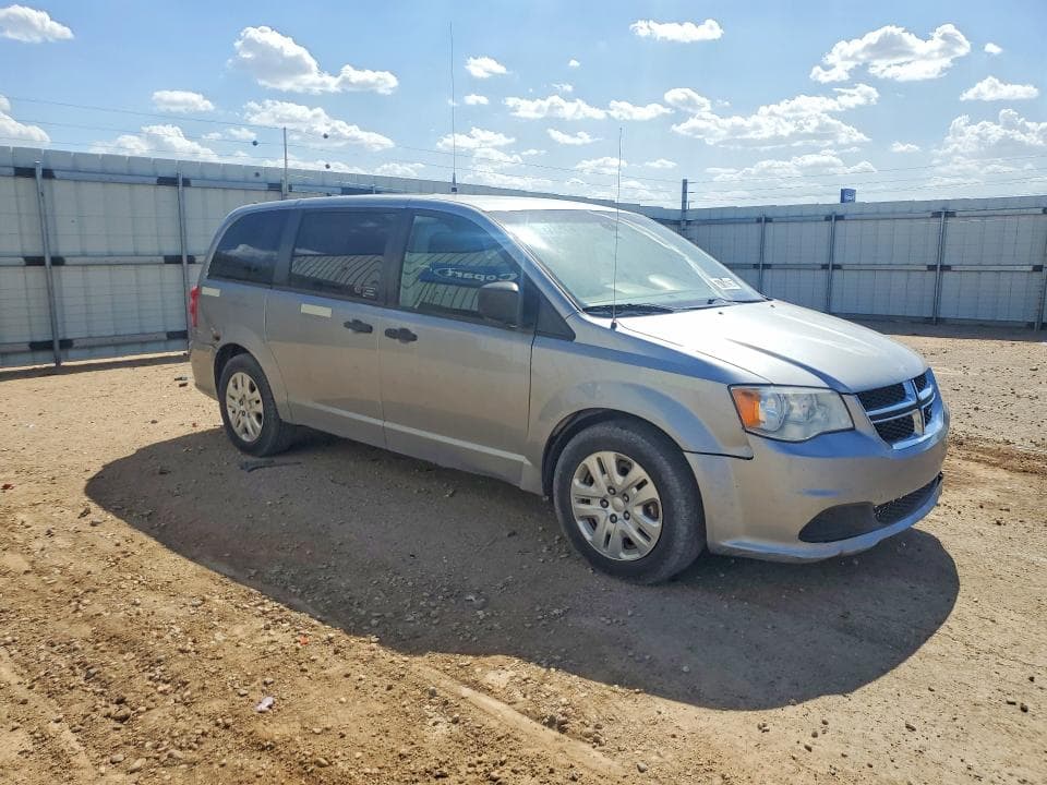 2020 DODGE GRAND CARAVAN SE 4