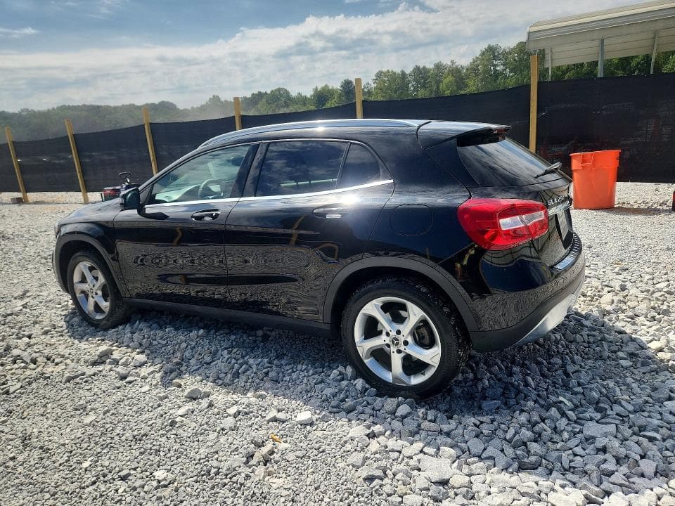 2018 MERCEDES-BENZ GLA 250 2