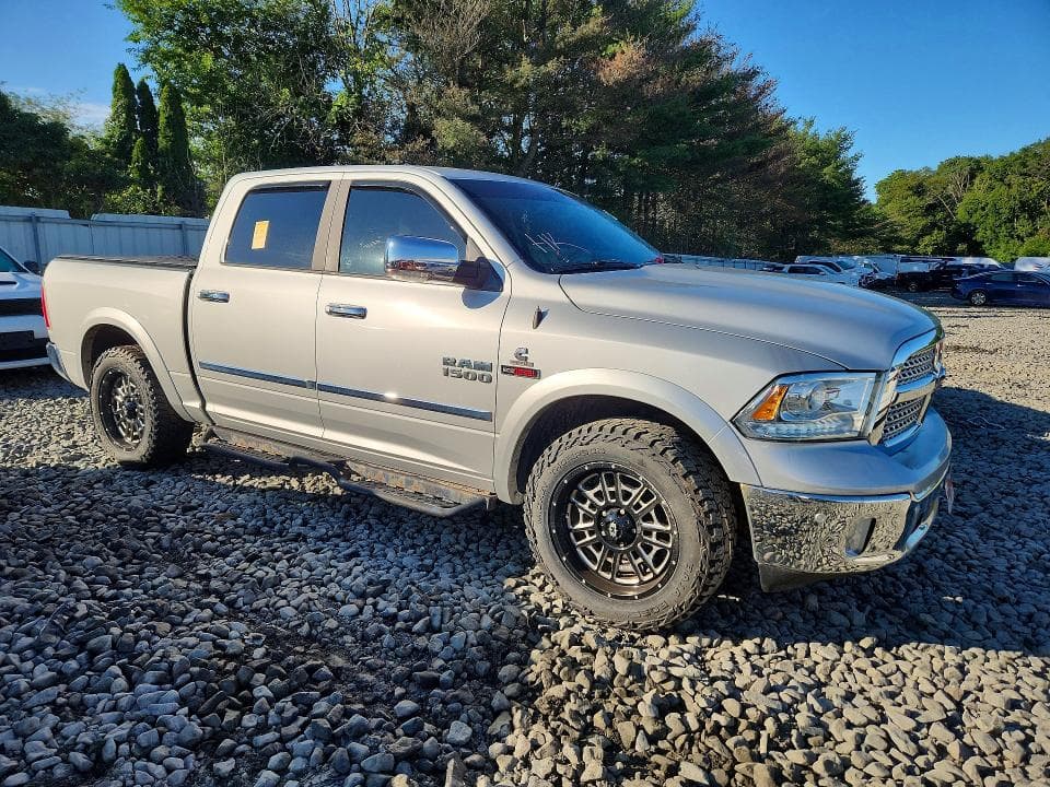 2018 RAM 1500 LARAMIE 4