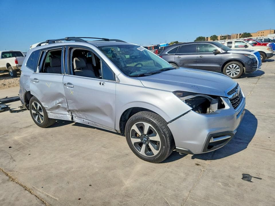 2017 SUBARU FORESTER 2.5I LIMITED 4