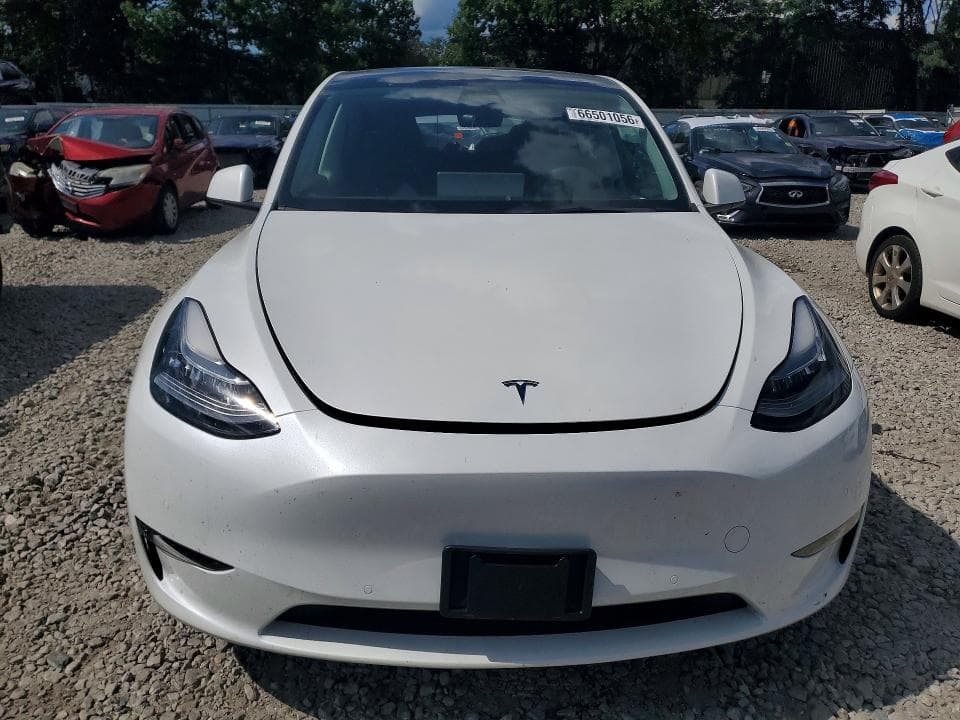 2022 TESLA MODEL Y 5
