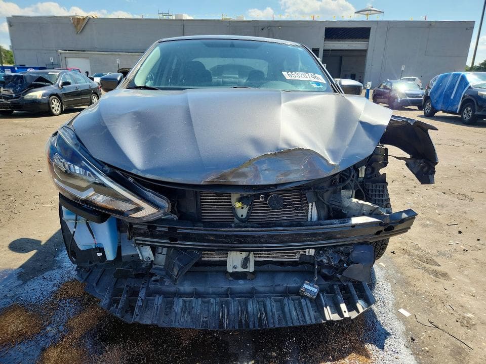 2019 NISSAN SENTRA SV 5