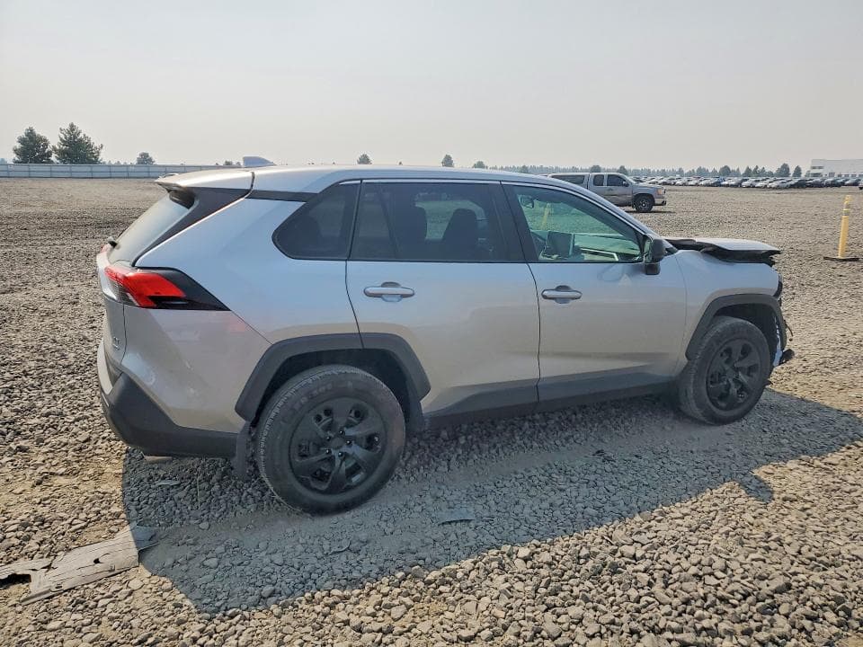 2024 TOYOTA RAV4 LE 3