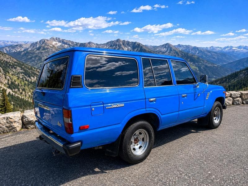 1983 TOYOTA LAND CRUISER FJ60 4