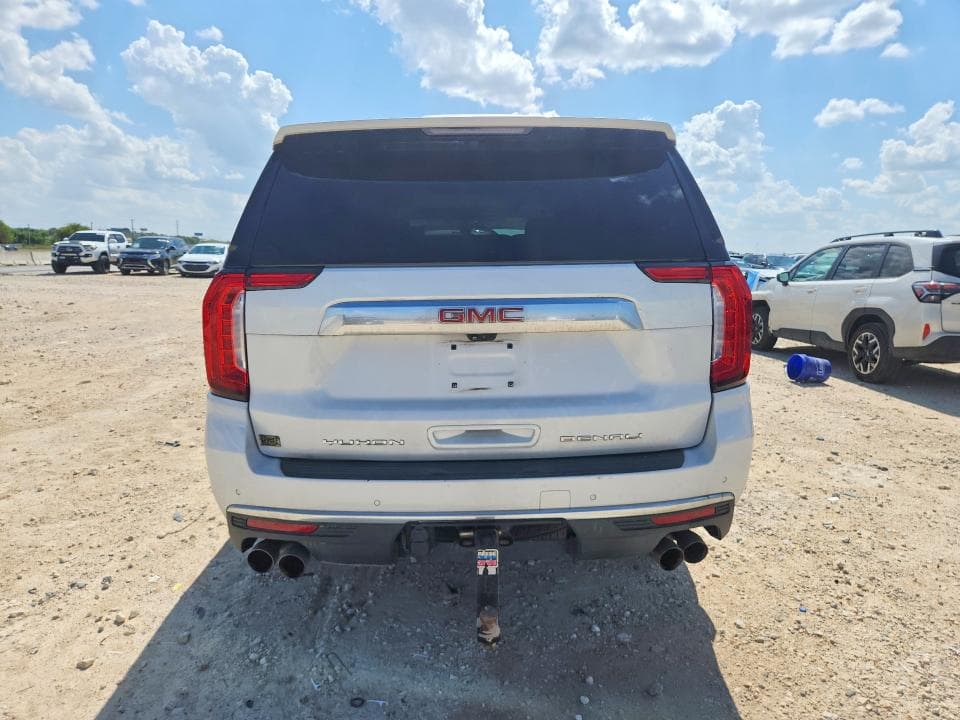 2021 GMC YUKON XL DENALI 6