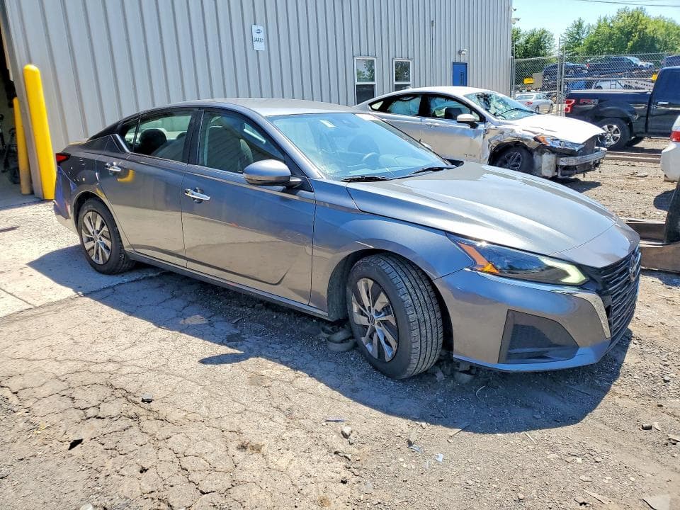 2023 NISSAN ALTIMA S 4