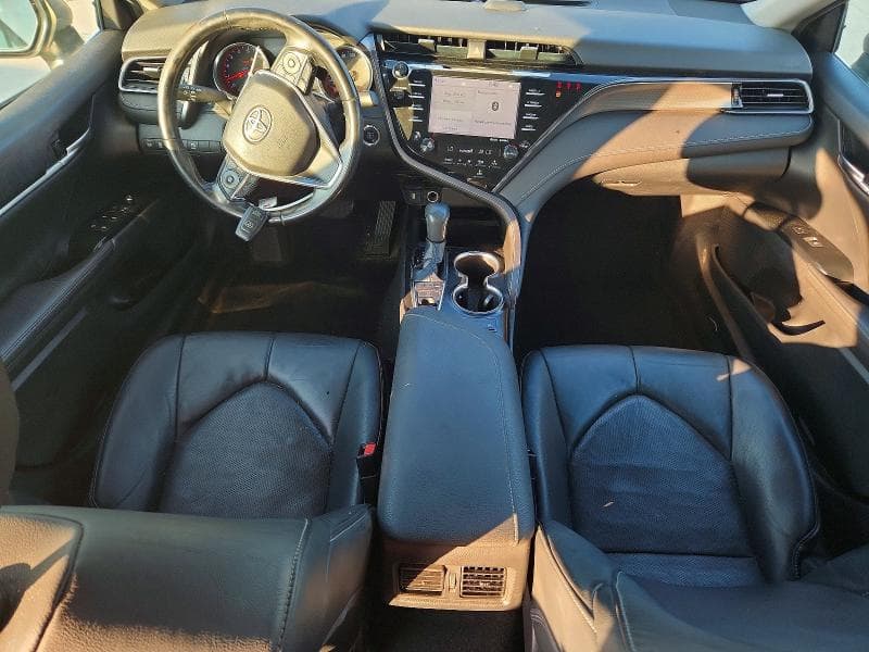 2019 TOYOTA CAMRY XSE 8