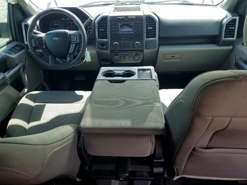 2017 FORD F150 SUPERCREW 8