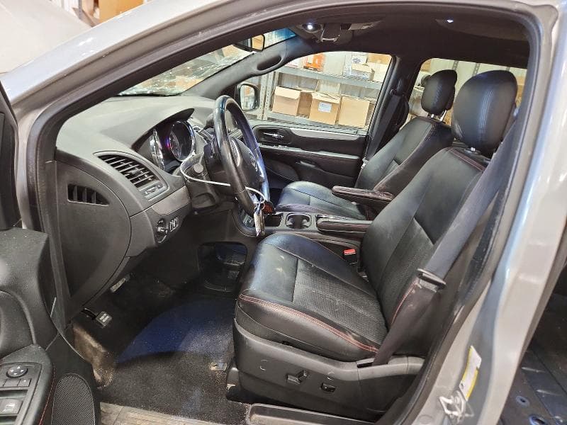 2017 DODGE GRAND CARAVAN GT 7