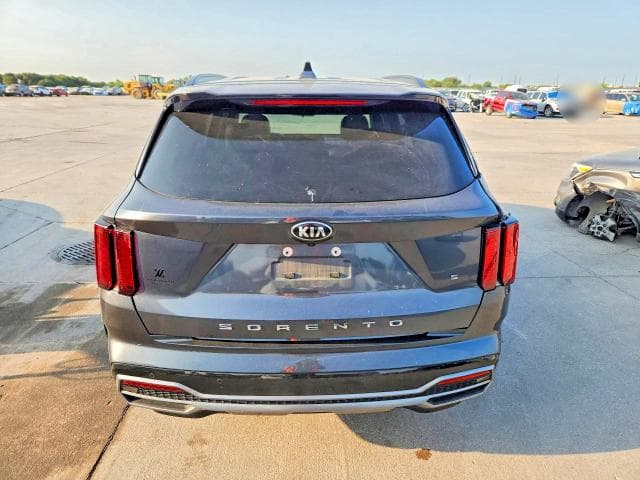 2021 KIA SORENTO S 6