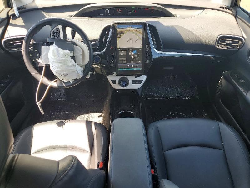 2017 TOYOTA PRIUS PRIME PREMIUM 8