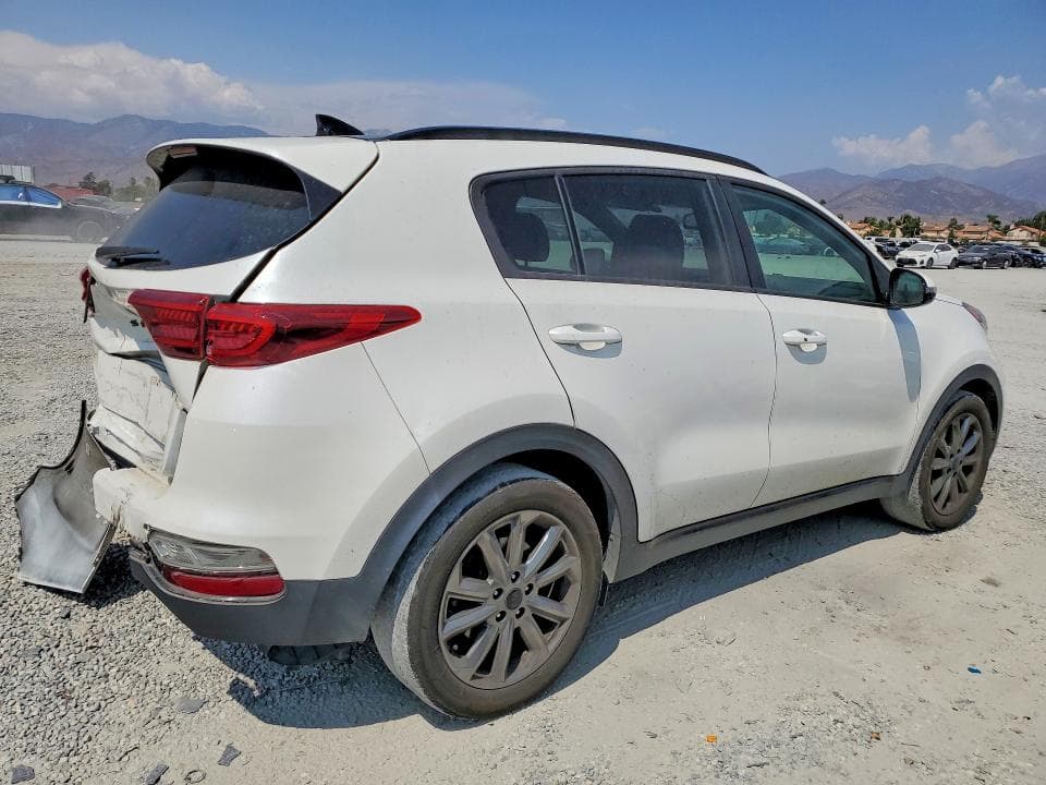 2021 KIA SPORTAGE S 3