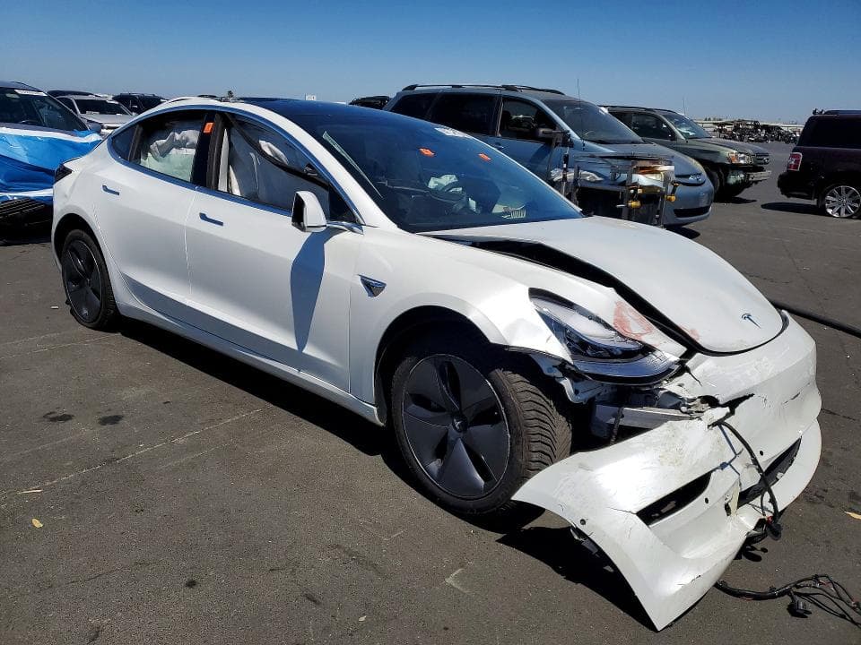 2020 TESLA MODEL 3 4