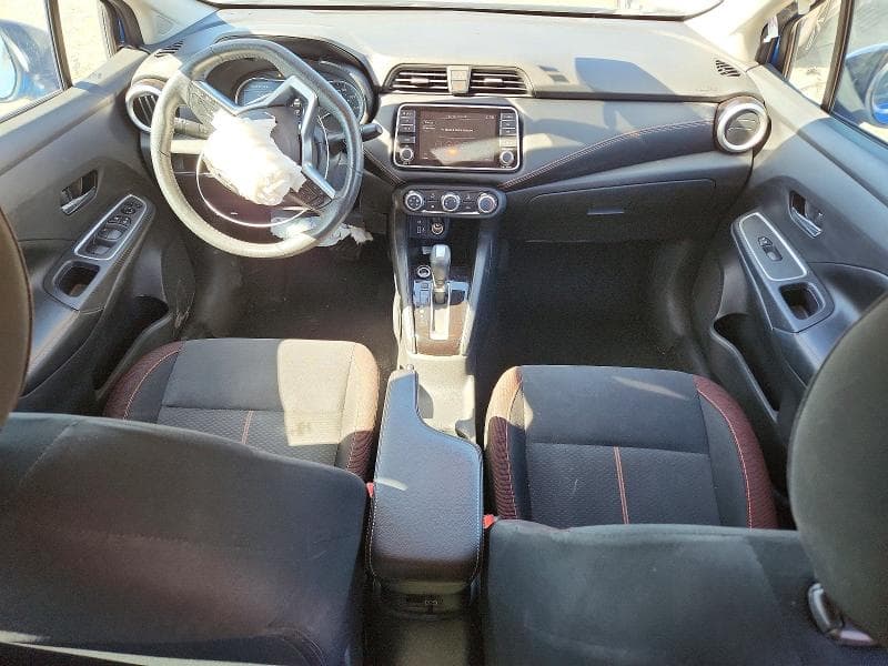 2021 NISSAN VERSA SR 8