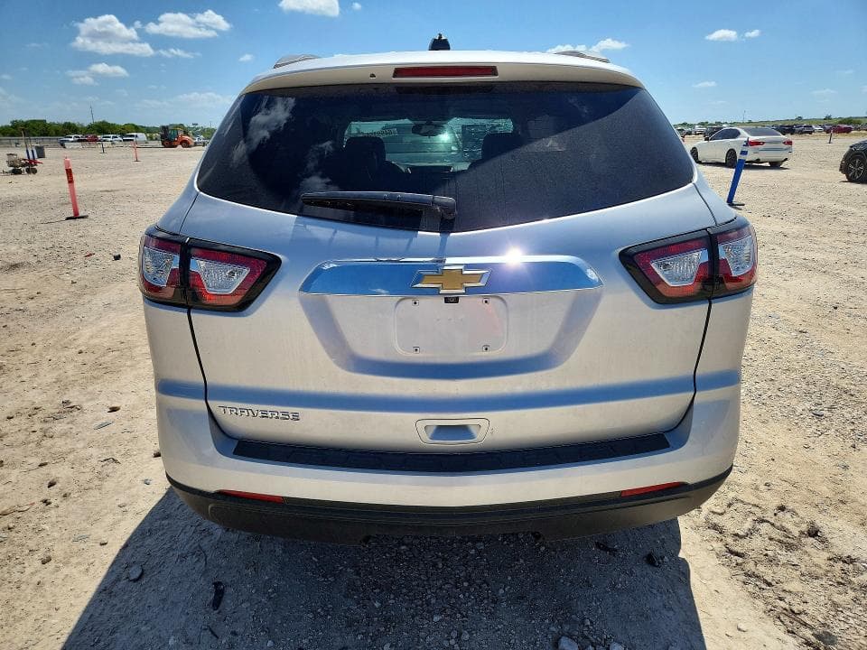 2017 CHEVROLET TRAVERSE LS 6