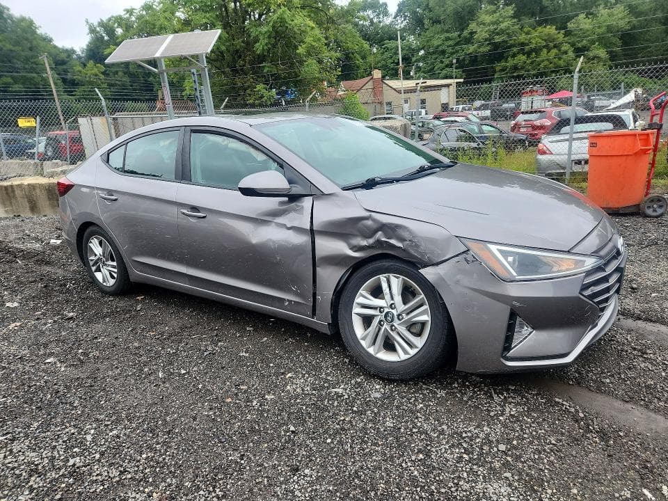 2020 HYUNDAI ELANTRA VALUE EDITION 4