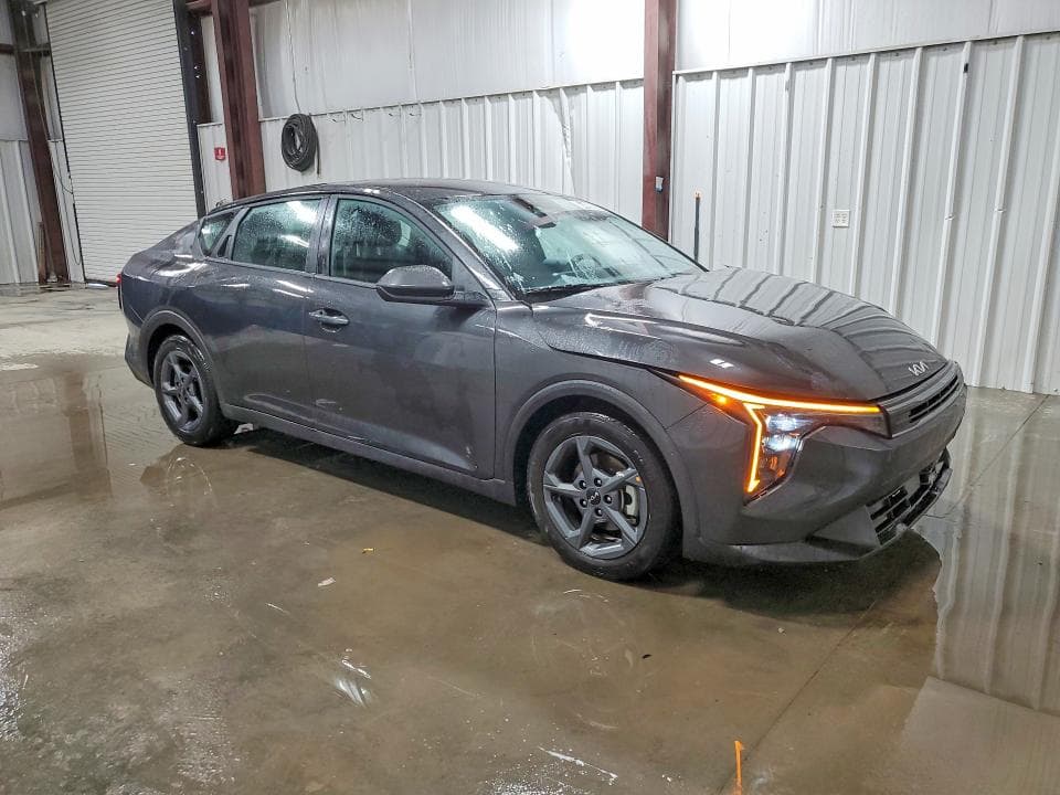 2026 KIA K4 LXS 4