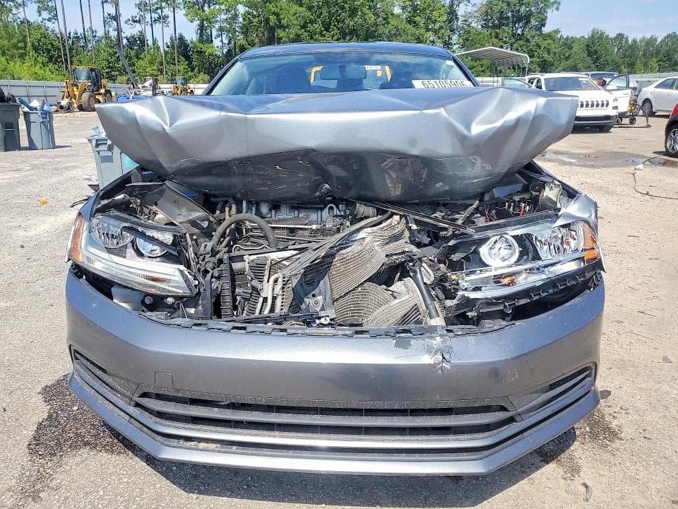 2017 VOLKSWAGEN JETTA SE 5