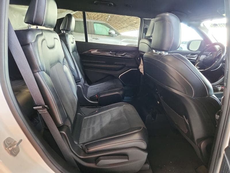 2021 JEEP GRAND CHEROKEE L LAREDO 11