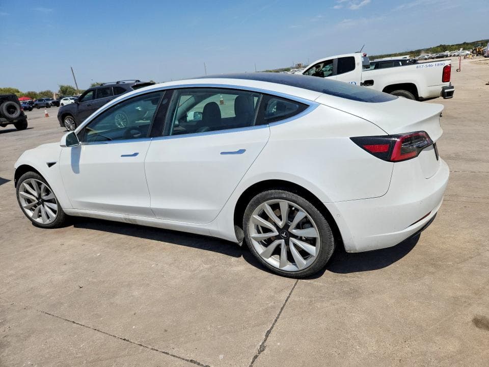 2020 TESLA MODEL 3 2