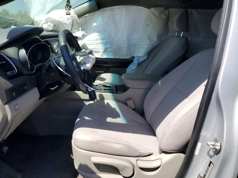2019 KIA SEDONA L 7