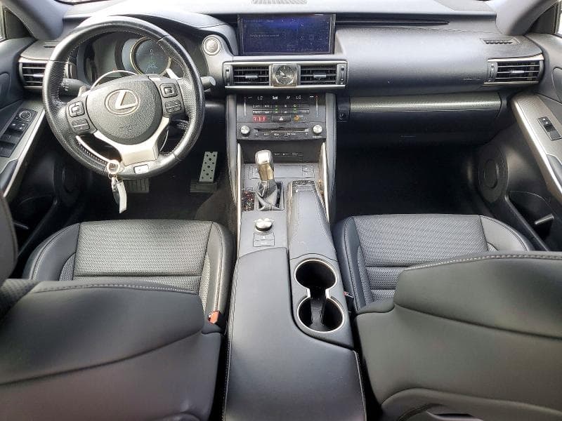 2017 LEXUS IS 300 8
