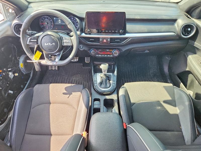 2024 KIA FORTE GT LINE 8
