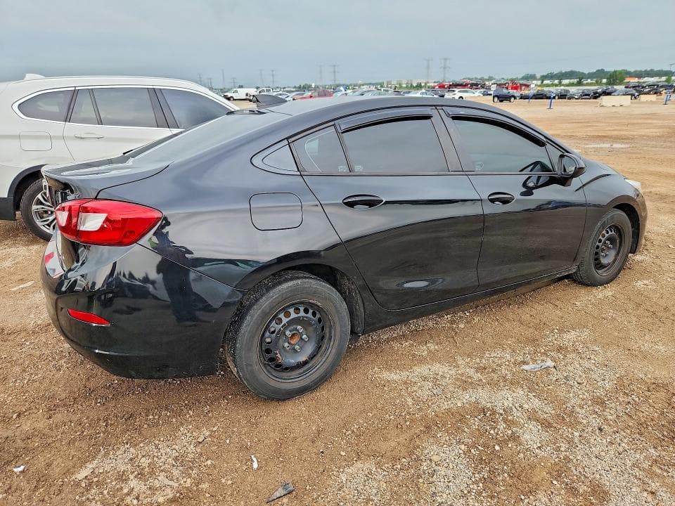 2018 CHEVROLET CRUZE LS 3
