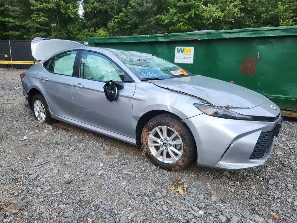 2025 TOYOTA CAMRY LE 4