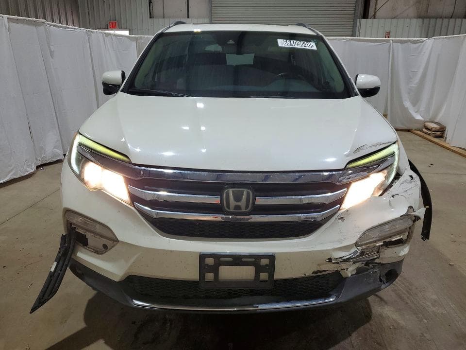 2018 HONDA PILOT TOURING 5