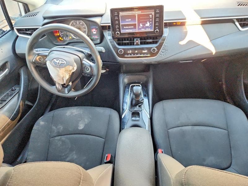 2020 TOYOTA COROLLA LE 8