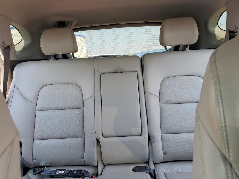 2017 HYUNDAI TUCSON SE 10
