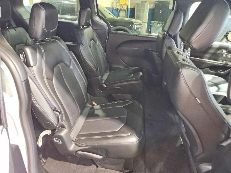 2026 CHRYSLER PACIFICA SELECT 11