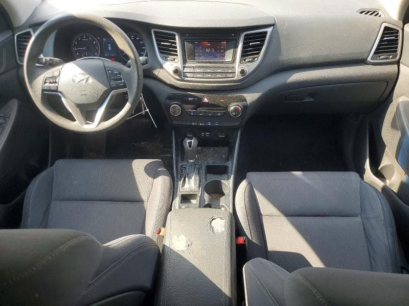 2017 HYUNDAI TUCSON SE 8
