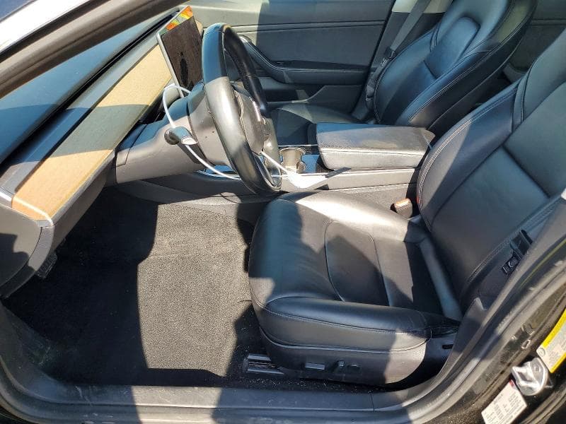 2018 TESLA MODEL 3 7