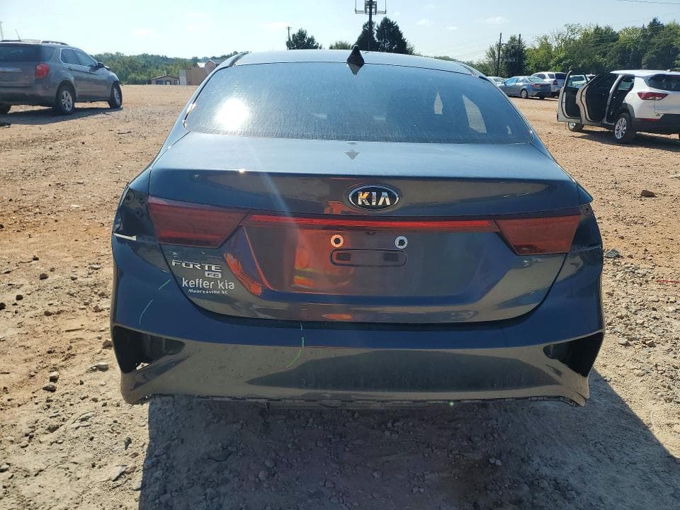 2021 KIA FORTE FE 6
